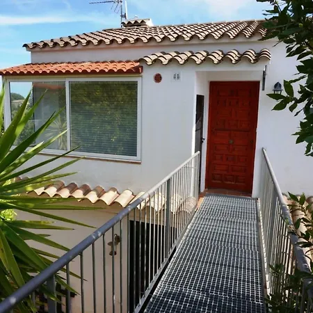 Appartement Karen 1 *